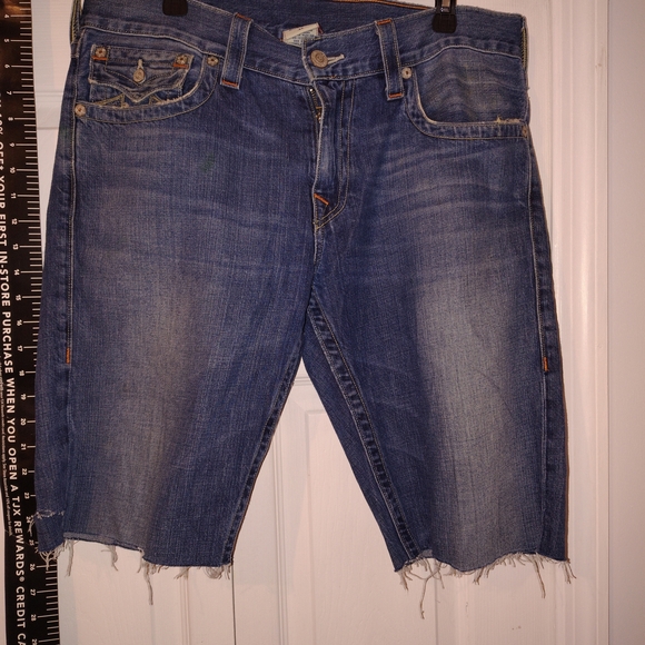 True Religion Distressed Blue Jean Shorts - Picture 4 of 13